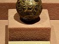 Średniowieczne gliniane jajo-grzechotka, pochodzące z Rusi Kijowskiej. Fot. Silar, źródło: http://commons.wikimedia.org/wiki/File:Ceramic_egg,_rattle_c._12th_c._AD.JPG, dostęp: 02.04.2015
